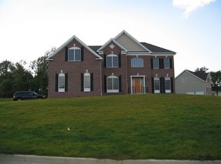 80 Sunflower Cir, Wappingers Falls, NY 12590