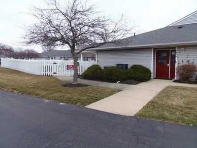 4452 Greystone Village Dr, Columbus, OH, 43228