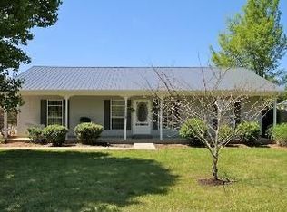 564 Gwynn Rd, Lebanon, TN 37090