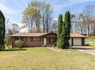 337 Wildwood Dr, Dallas, GA 30132