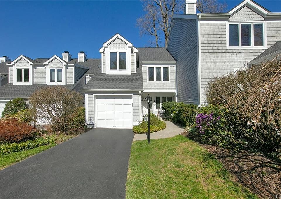 1st image of 6 Pond Ln