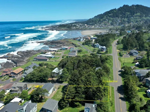 20 Surfside Dr, Yachats, OR 97498