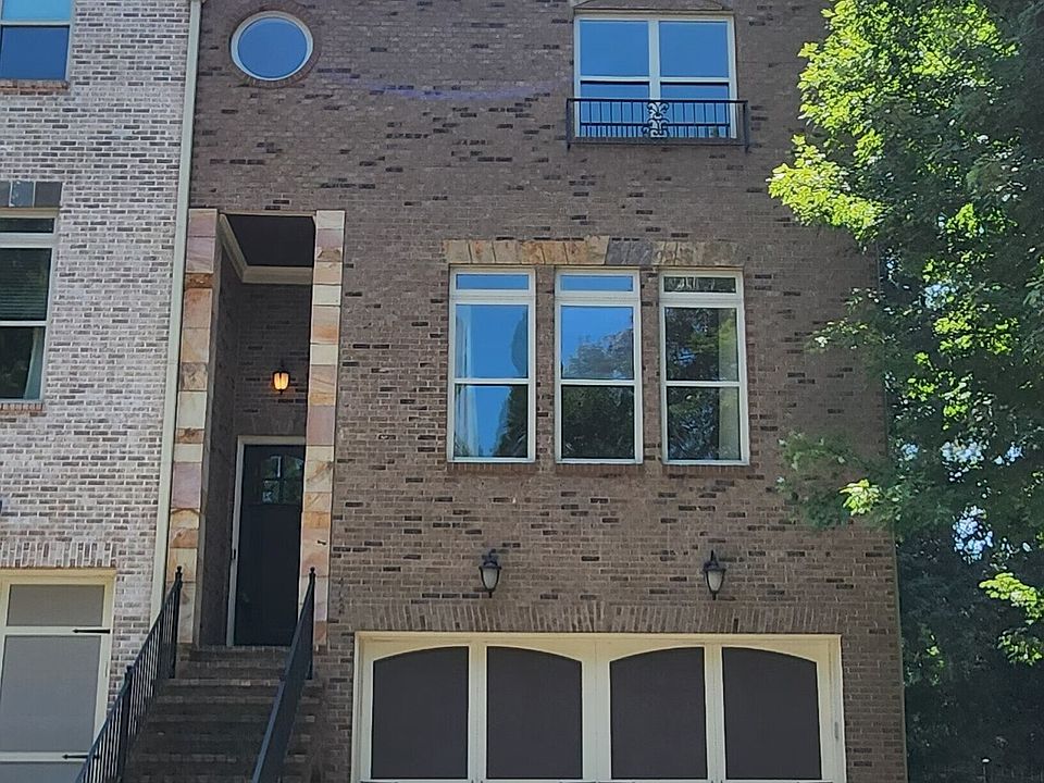 1st image of 492 Pearl Cove Ct