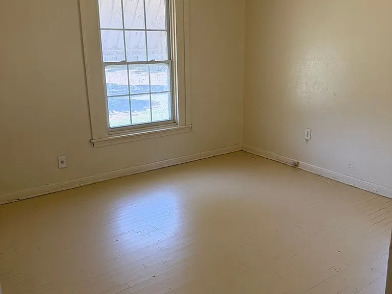 3833 Rolando Ave — Photo 6