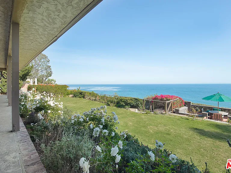 29008 Cliffside Dr — Photo 5