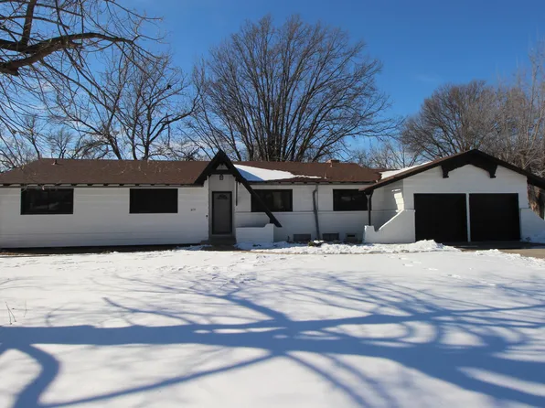 1635 Pennsylvania St, El Dorado, KS 67042