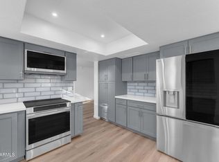 108 S Morning Ridge Dr, Gilbert, AZ 85296