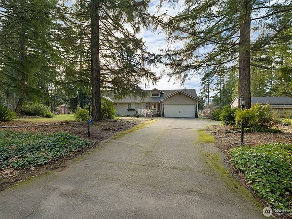 3rd image of 13300 Stoney Ridge Lane SW