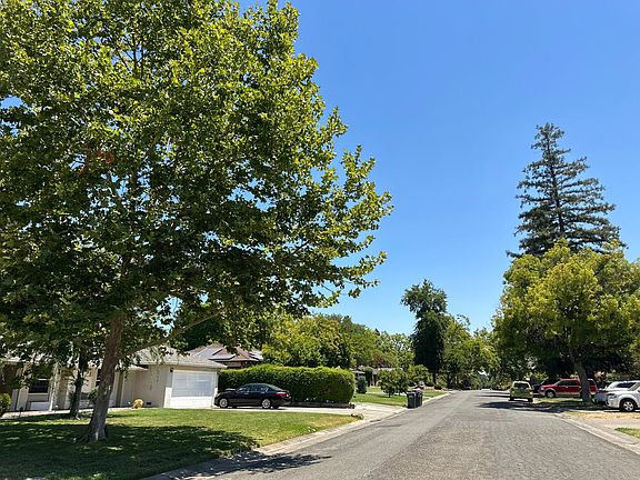 5th image of 4417 Ravenwood Ave