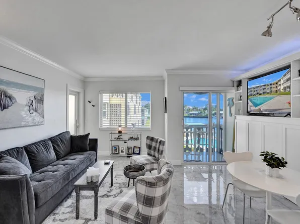 700 Pine Drive #205, Pompano Beach, FL 33060
