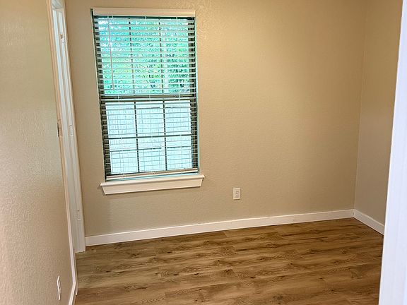4th image of 5408 Ashfield Dr