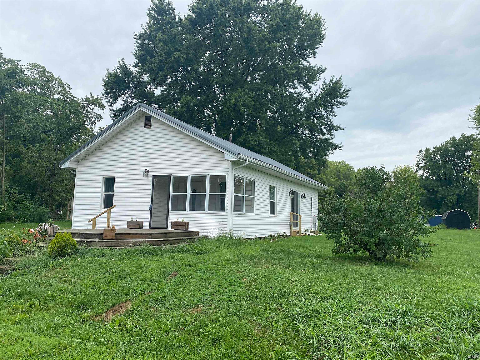 108 N 2nd St, Edwardsport, IN 47528 MLS 202328909 Zillow