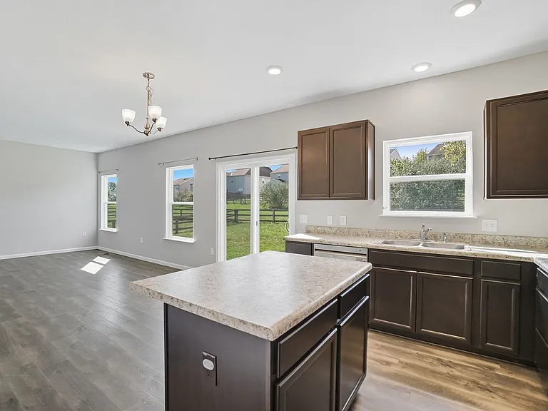 5089 Jessica Suzanne Dr — Photo 14