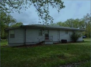 129 Lake Ave, Protem, MO 65733