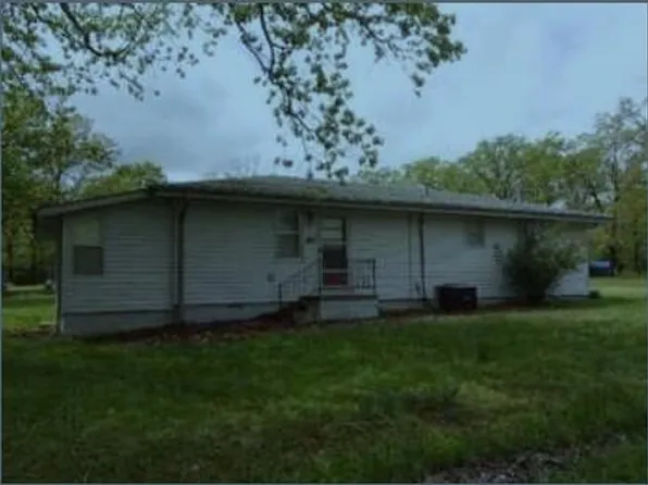 129 Lake Avenue, Protem, MO 65733