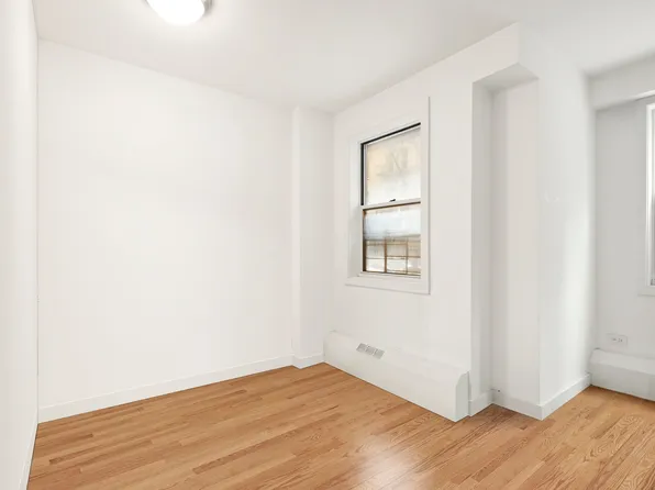 1175 York Avenue 2R image 8 of 8