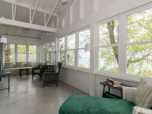 2nd image of 29821 Lake Bluff Dr