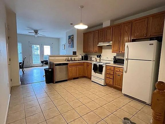 4th image of 2020 N 17th St