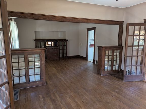 2nd image of 1272 S University Blvd