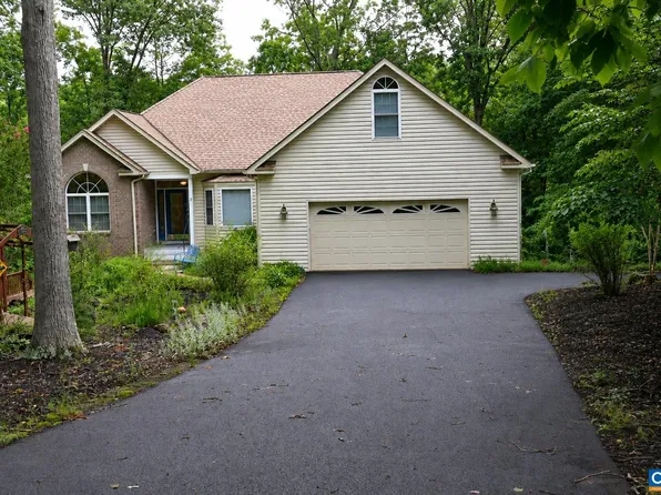 3 Nutwood Cir, Palmyra, VA 22963