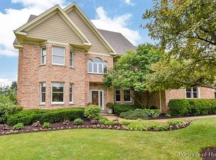 6N260 E Ridgewood Dr, St Charles, IL 60175