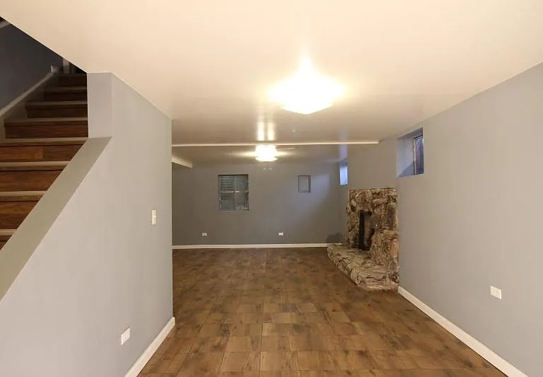 1225 Hunters Ln — Photo 17