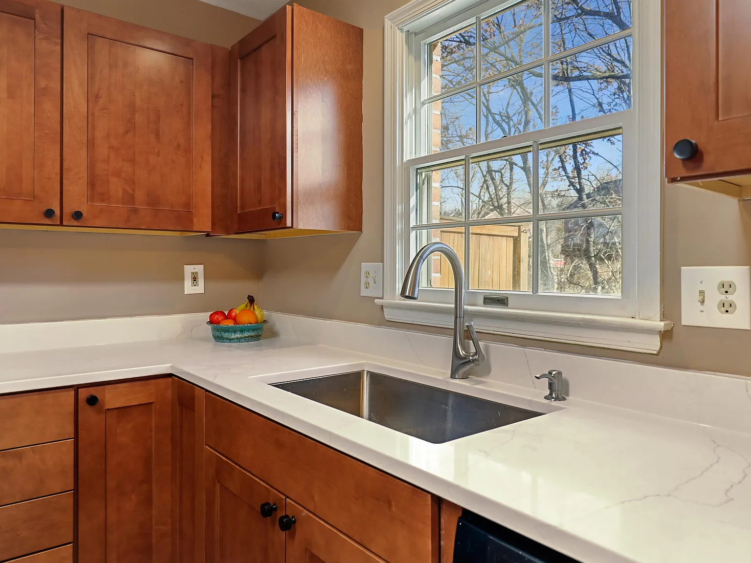 923 Hidden Moss Drive - - — Photo 4