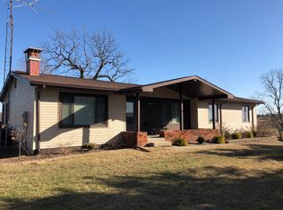 15114 Stratmeyer Trl, Litchfield, IL 62056