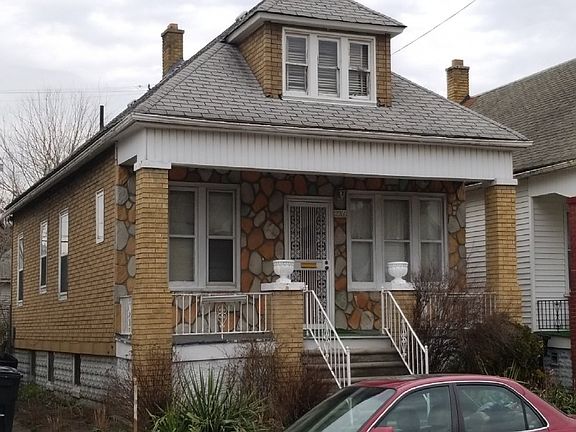 3rd image of 12260 McDougall Ave