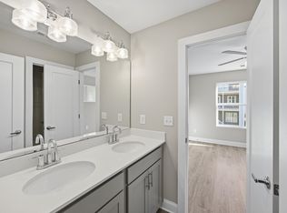 2303 E 19th St, Chattanooga, TN 37404