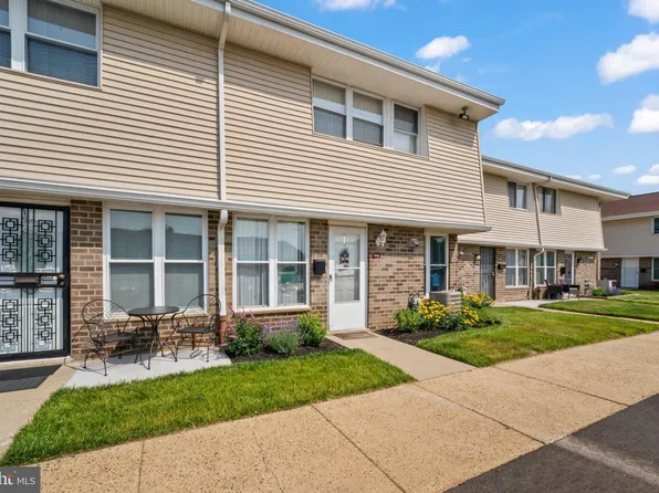 3850 Woodhaven Rd Unit 910, Philadelphia, PA 19154