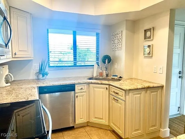 4240 Steamboat Bnd #405 — Photo 13