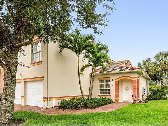 2nd image of 25085 Peacock LN #102