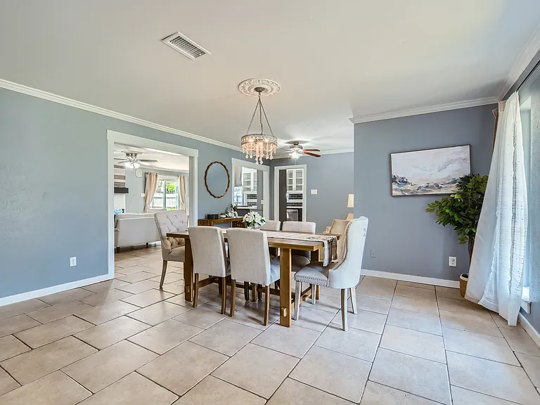 1308 Ashbury Dr — Photo 17