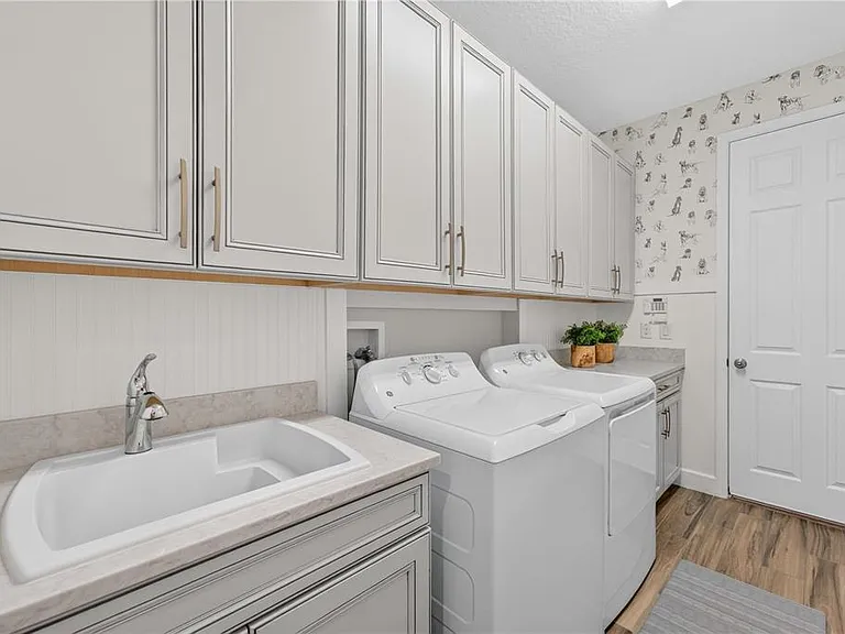 3324 Buoy Cir — Photo 30