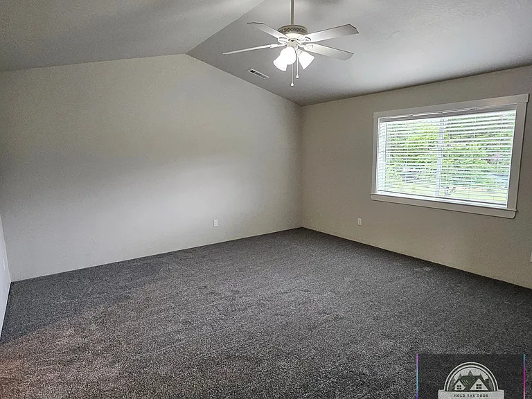 Owner Pays First Months Rent upon Application Approval !!