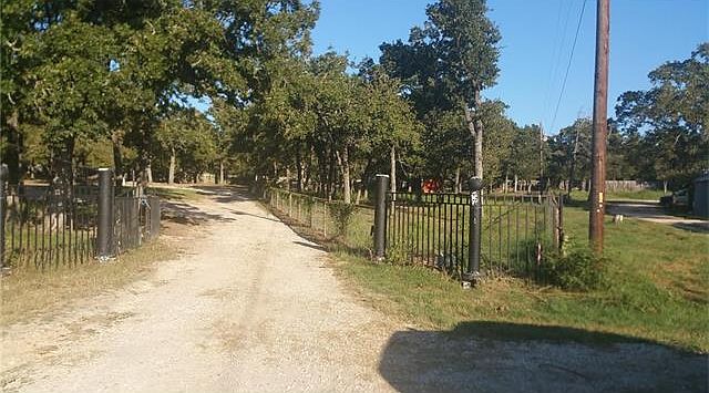 1st image of 163 Green Fields Dr