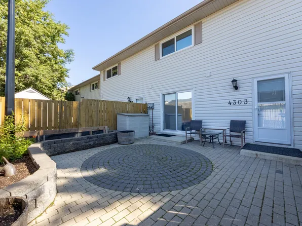 4303 46th St, Stony Plain, AB T7Z 1J5