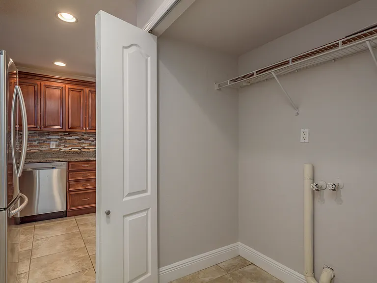 2700 Bayshore Blvd #507 — Photo 26