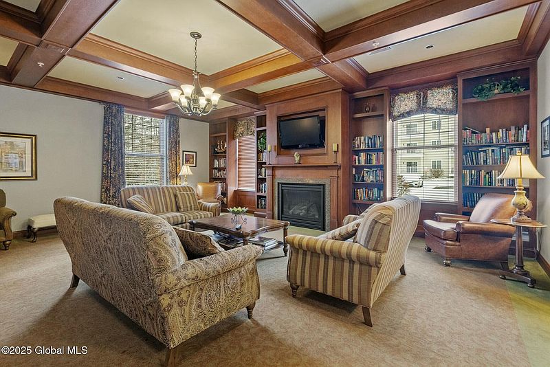 3rd image of 8 Wall Street APT 415