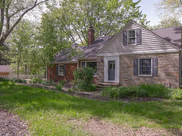 28399 Pike Dr, Orange, OH 44022