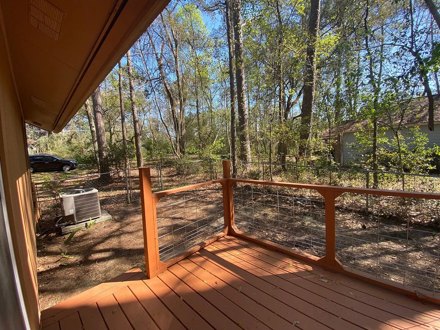 Northeast 3/2 House-Lakeshore Estates — Photo 2
