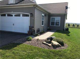 105 Star Gaze Cir, Fayetteville, NY 13066