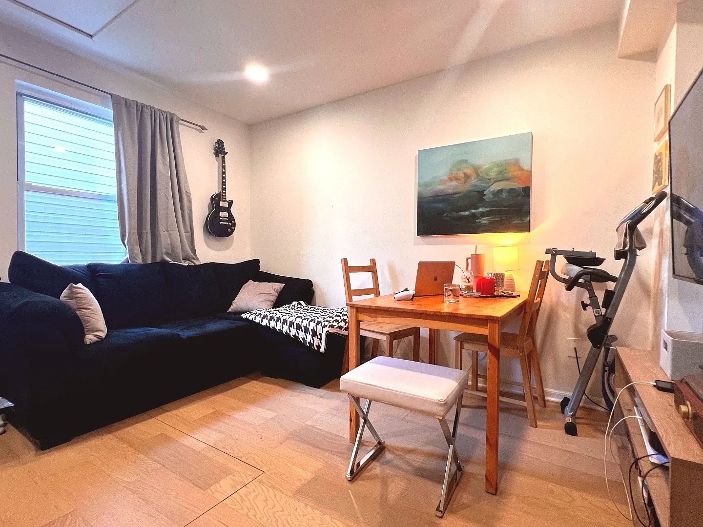 2 bed, 750 sqft, $1,625 — Photo 3