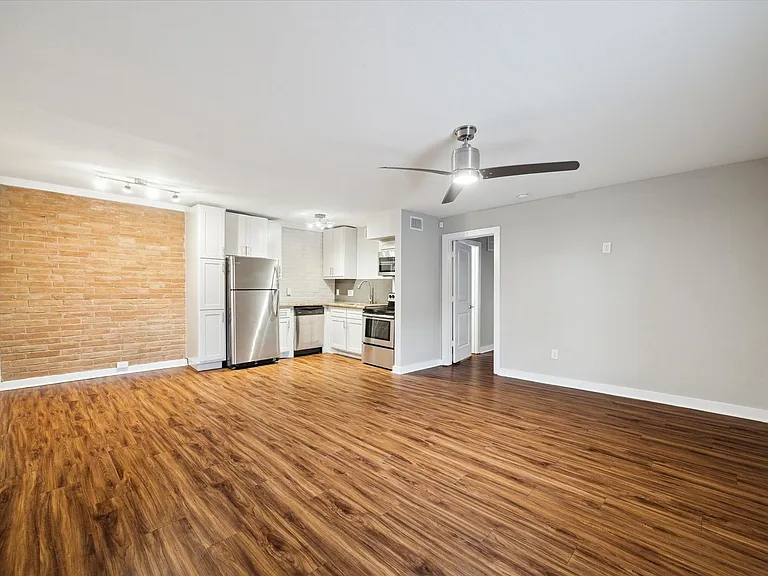 524 Heights LLC — Photo 3