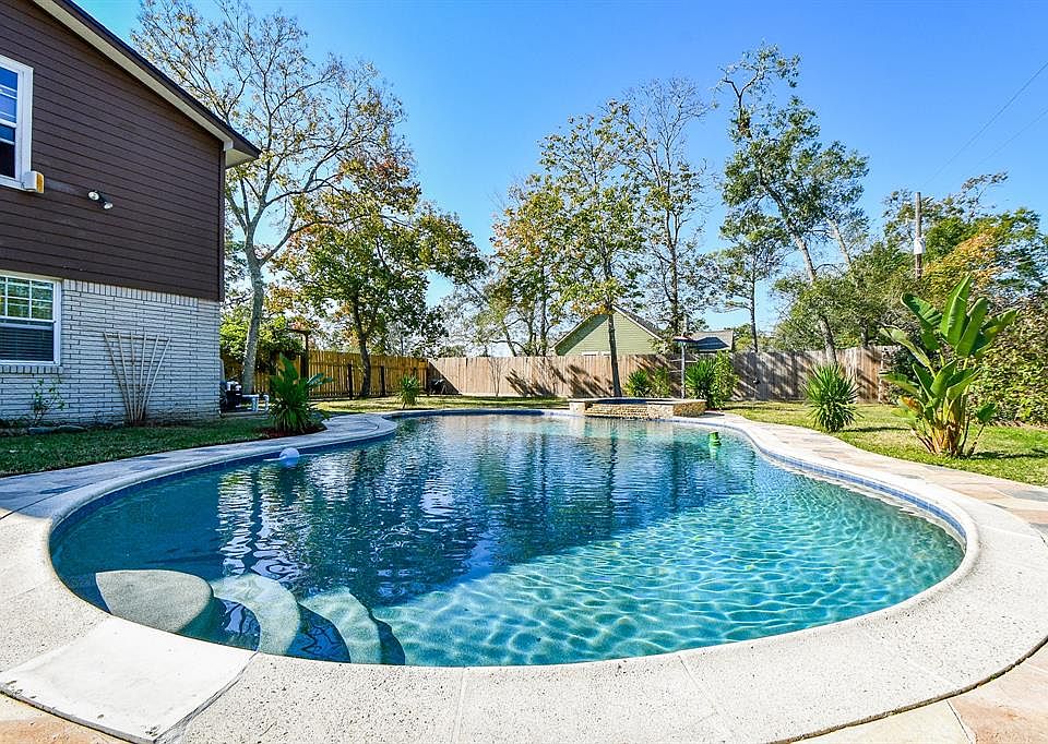 1st image of 626 Seagrove Ave