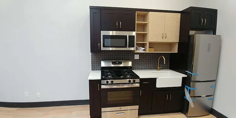 Rented by Reyes & Elsamad Real Estate Group | media 59