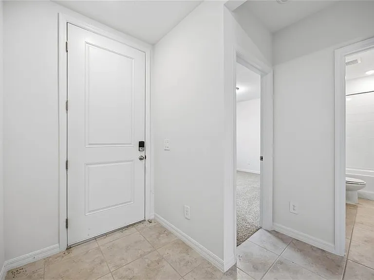 5009 Katrina Dr — Photo 6