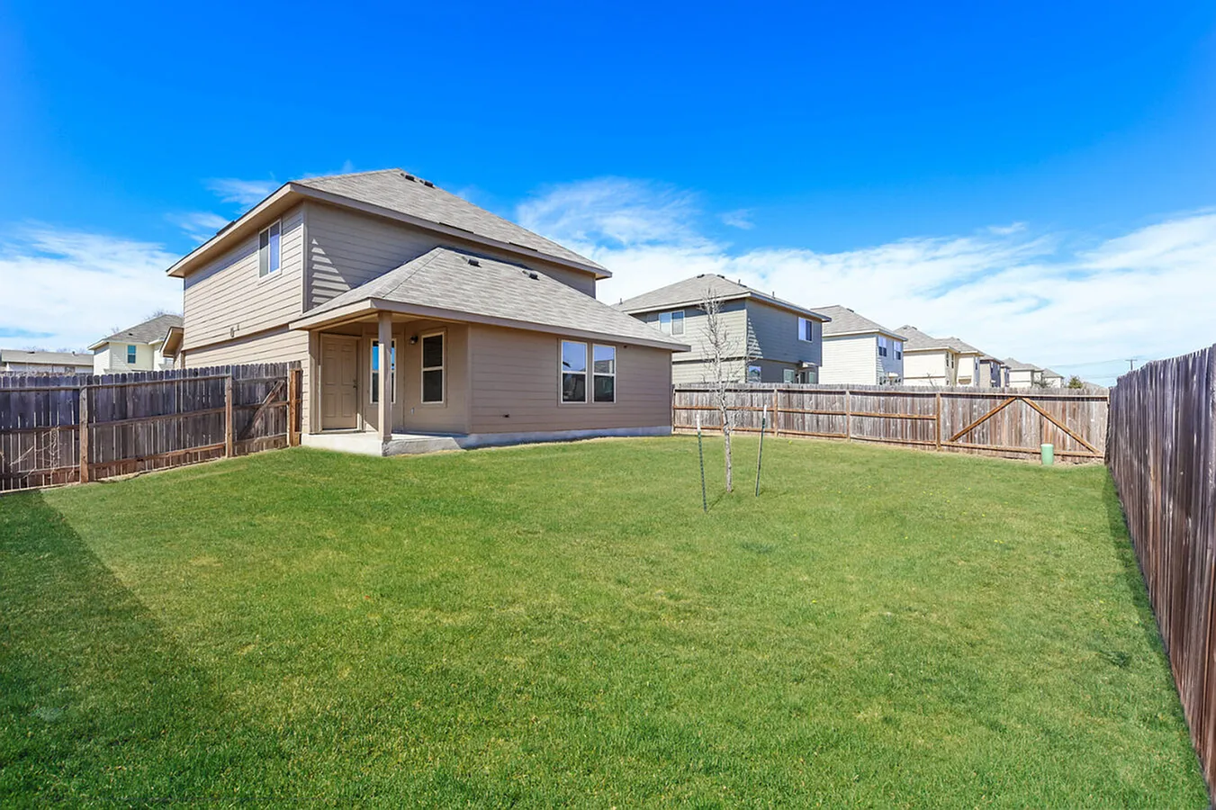 Tesoro Hills — Photo 1