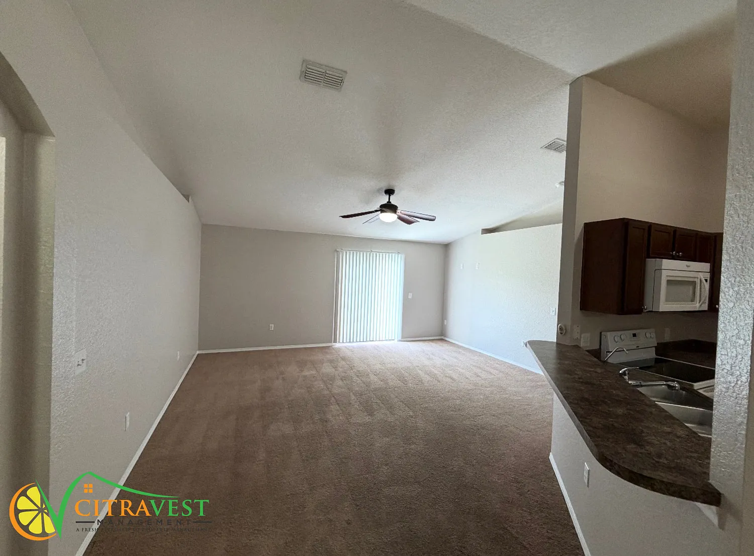 Winter Haven 3 Bedroom 33881 — Photo 2